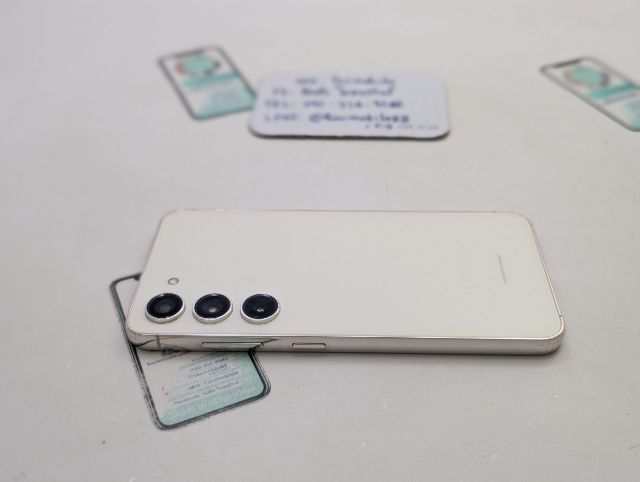 ขาย เทิร์น Samsung Galaxy S23 256 Gb Cream ศูนย์ไทย สภาพสวย มีตัวเครื่องอย่างเดียว ไม่มีอุปกรณ์อื่น ถูกๆ เพียง 7,990 บาท ครับ รูปที่ 4