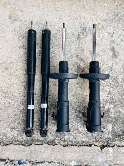 โช็คซีวิคfd อัดนำ้มันมาใหม่ รูปที่ 4