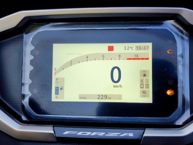 Honda forza 350 TFT ปี 2025 รูปที่ 2