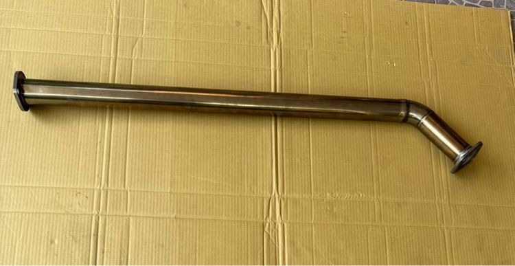 ท่อนกลางท่อไอเสียสแตนเลส ตรงรุ่น Revo New fortuner รูปที่ 2
