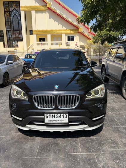 รถ BMW X1 2.0 sDrive18i xLine สี ดำ