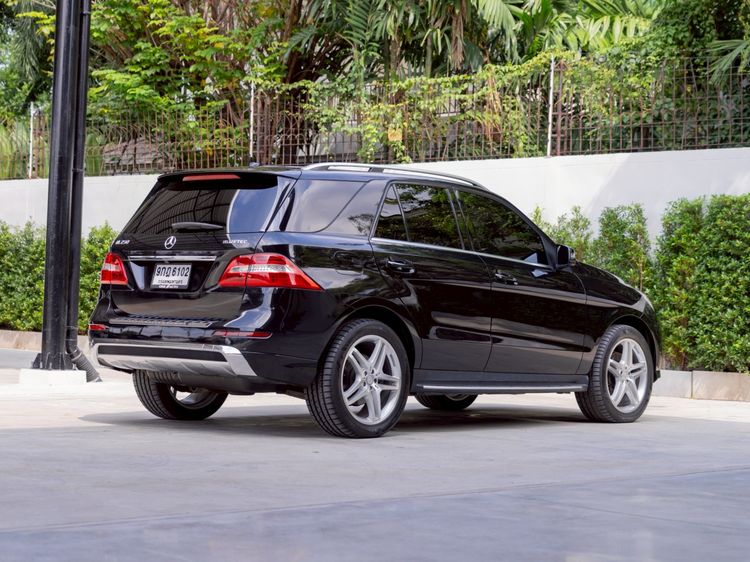 Mercedes-Benz ML-Class 2013 ML250 CDI Utility-car ดีเซล ไม่ติดแก๊ส เกียร์อัตโนมัติ ดำ รูปที่ 4