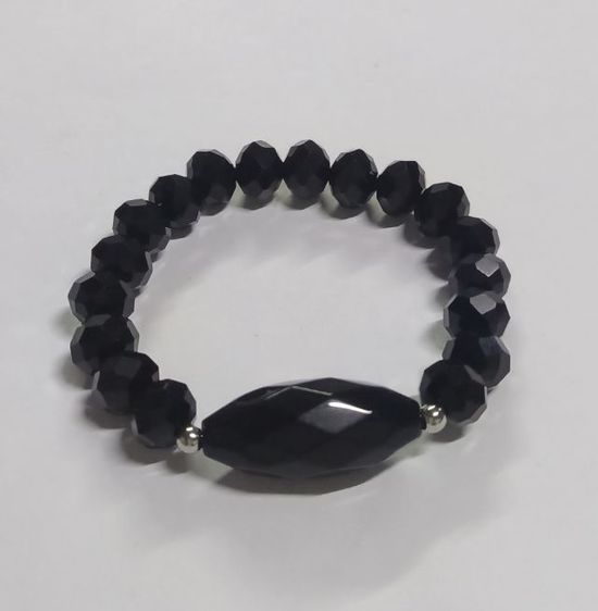 อื่นๆ สร้อยข้อมือนิลแท้ black spinel