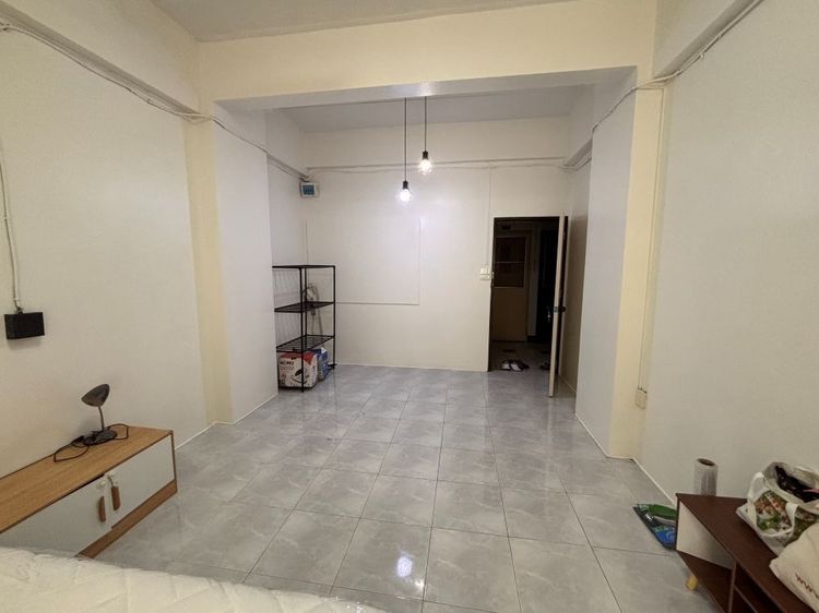 มีบางส่วน ขายคอนโดพรทวีวัฒน์ อาคาร A ชั้น 3 ซ. เพชรเกษม 73-1 หนองแขม พร้อมเข้าอยู่ ทำเลดี ใกล้ ม.เอเชียอาคเนย์ รูปที่ 4