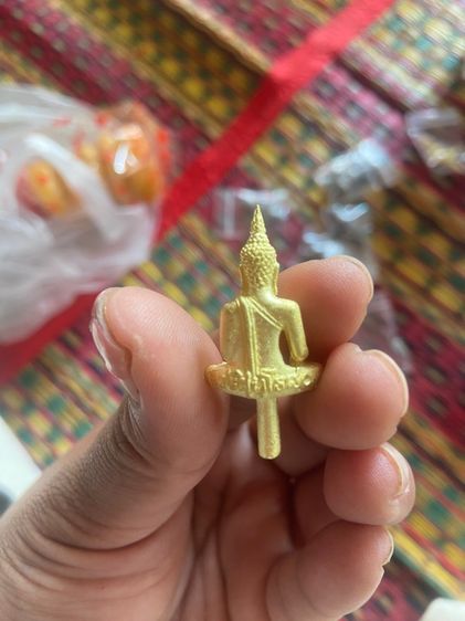 พระยอดรุ่น80ปี รูปที่ 2