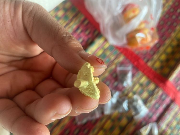 พระยอดรุ่น80ปี รูปที่ 3