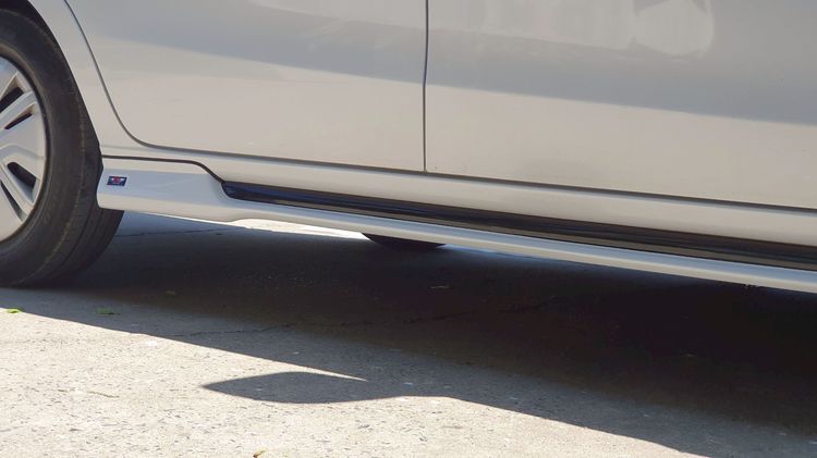 ชุดแต่ง Mitsubishi Attrage 2020–2026 สเกิร์ตรอบคัน รุ่น SR Limited 5 ชิ้น ABS แบรนด์ไทย รูปที่ 9