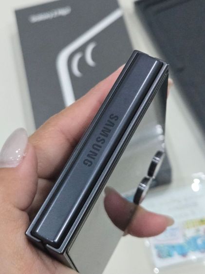 Flip7 ความจำ256gb สีดำ รูปที่ 8