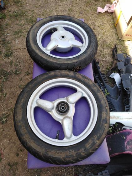 วงล้อ​แม็ก​ซ​์​ฟีลา​โน่​และ​ฟ​ี​โอ​เล่​ รูปที่ 5