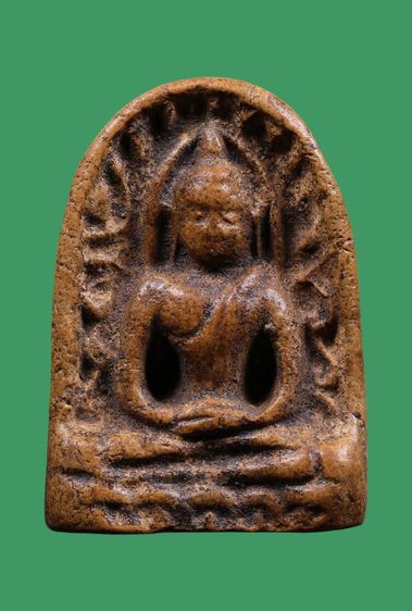 พระกำแพงซุ้มกอพิมพ์ใหญ่ กรุฤาษี