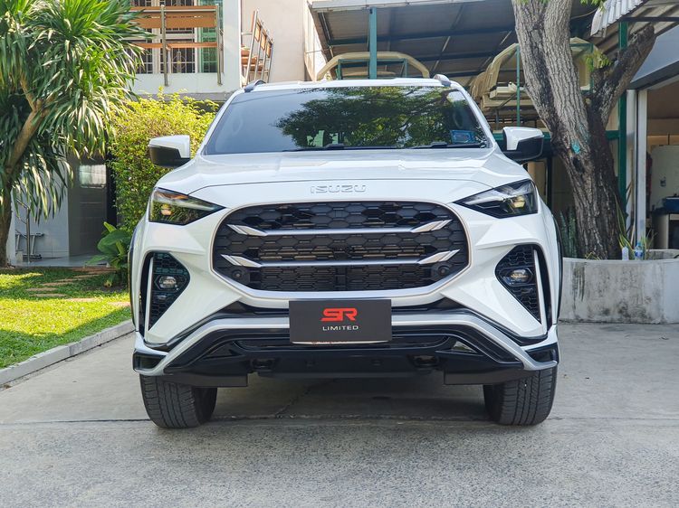 ชุดแต่ง ISUZU MU-X 2024–2026 สเกิร์ตรอบคัน รุ่น SR Limited 12 ชิ้น ABS แบรนด์ไทย รูปที่ 2