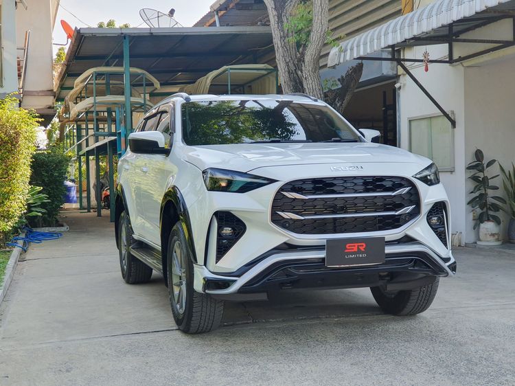 ชุดแต่ง ISUZU MU-X 2024–2026 สเกิร์ตรอบคัน รุ่น SR Limited 12 ชิ้น ABS แบรนด์ไทย รูปที่ 6