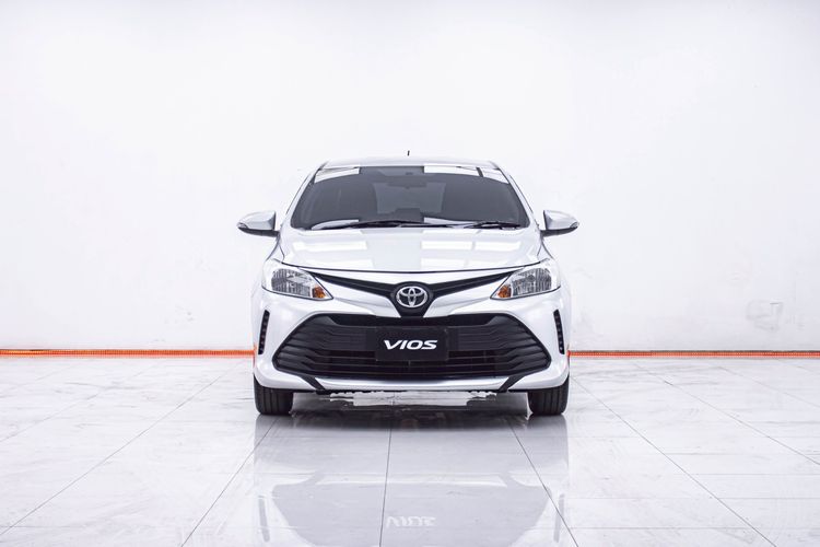 Toyota Altis 2015 1.8 Esport Sedan เบนซิน ไม่ติดแก๊ส เกียร์อัตโนมัติ เทา รูปที่ 4