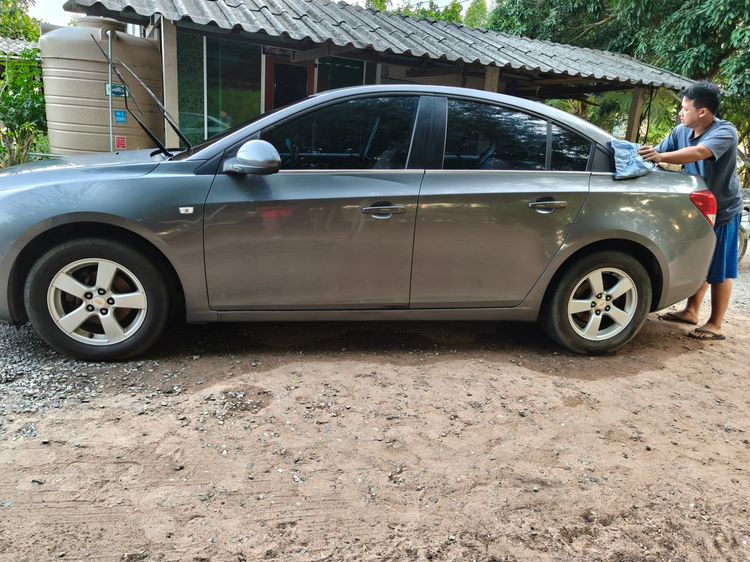 Chevrolet Cruze 2013 1.6 LS Sedan เบนซิน ไม่ติดแก๊ส เกียร์อัตโนมัติ เทา รูปที่ 3