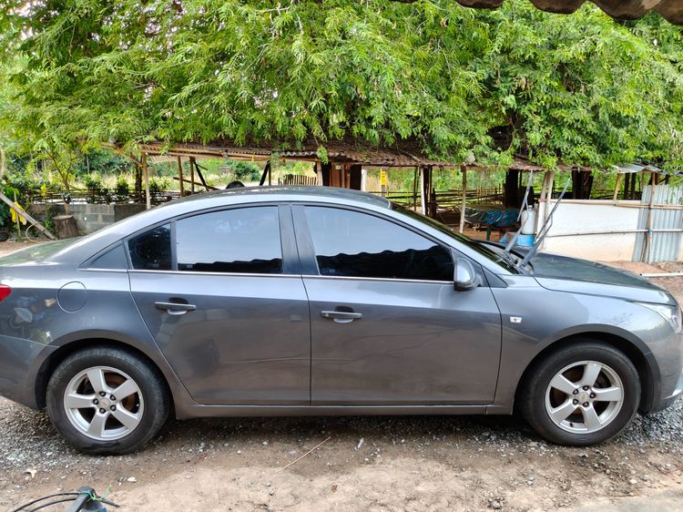 Chevrolet Cruze 2013 1.6 LS Sedan เบนซิน ไม่ติดแก๊ส เกียร์อัตโนมัติ เทา รูปที่ 2