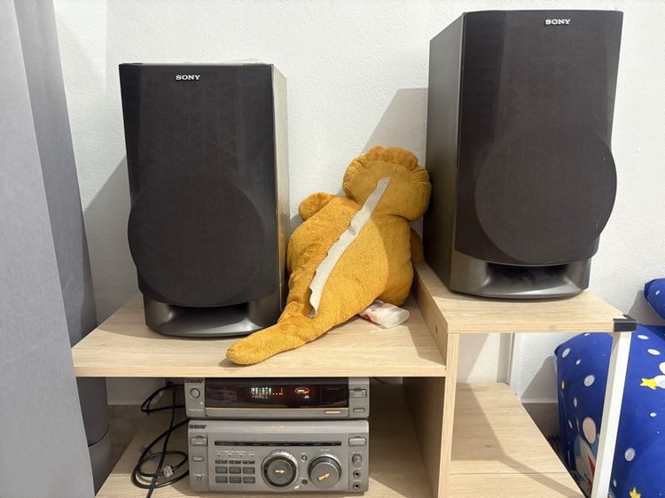 เครื่องเสียง sony w77av รูปที่ 2