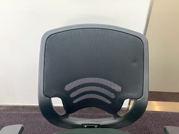 เก้าอี้สำนักงาน ขาเหล็ก เบาะผ้า พนักพิงตาข่าย ยี่ห้อ perfect รูปที่ 6