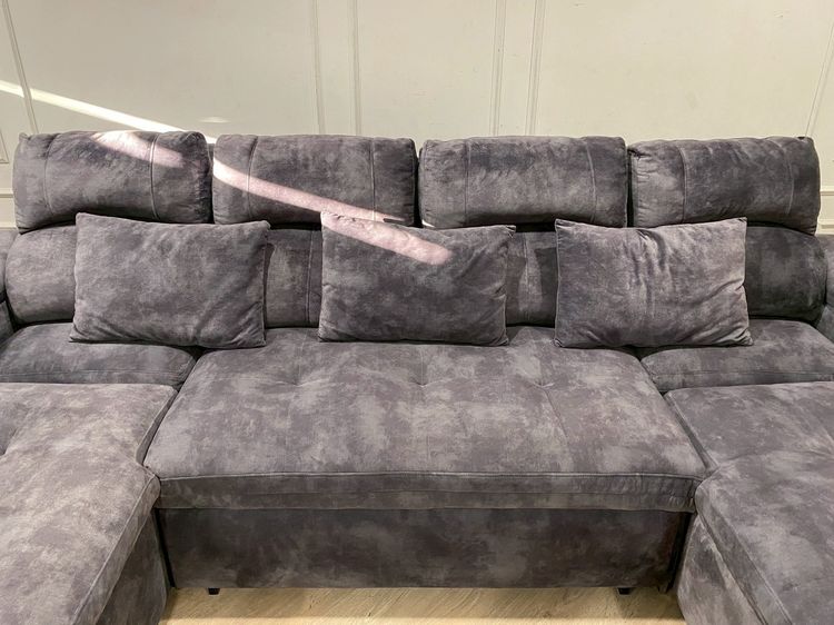 โซฟา 4 ที่นั่ง เบาะผ้ากำมะหยี่ สีเทา   รูปที่ 4