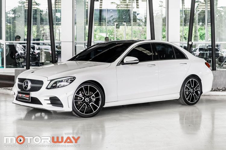 รถ Mercedes-Benz C-Class C220 สี ขาว