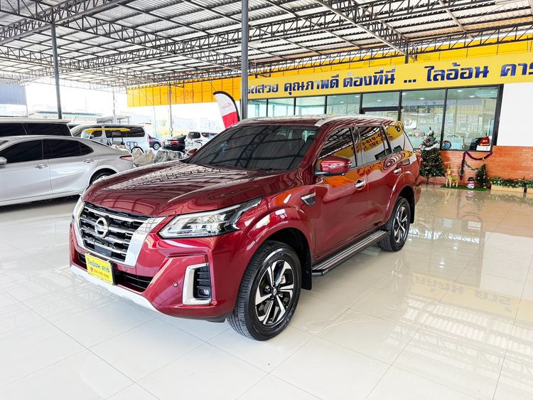 รถ Nissan Terra 2.3 VL 4WD สี แดง