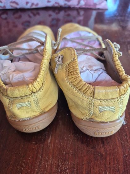 Camper Peu Circuit เบอร์ 37 สภาพดี ไม่มีซ่อมไม่มีขาด 650 รวมส่ง