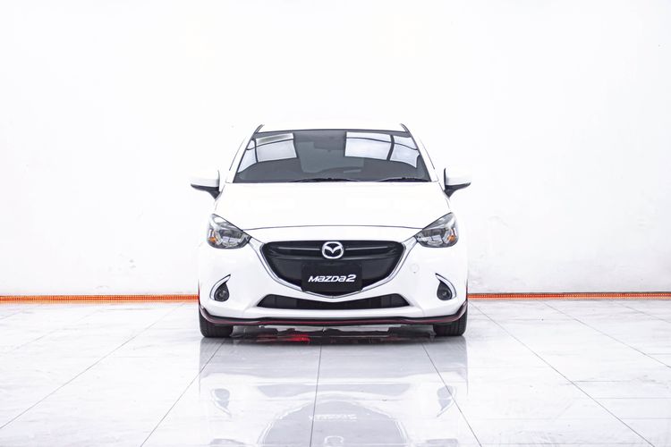 Mazda Mazda 2 2019 1.3 High Connect Sedan เบนซิน ไม่ติดแก๊ส เกียร์อัตโนมัติ ขาว รูปที่ 4