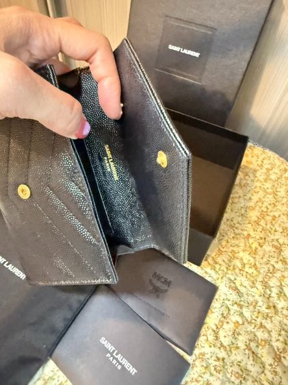 YSL Small Envelope Wallet Black สีดำ มือสองของแท้ Kept Unused รูปที่ 5