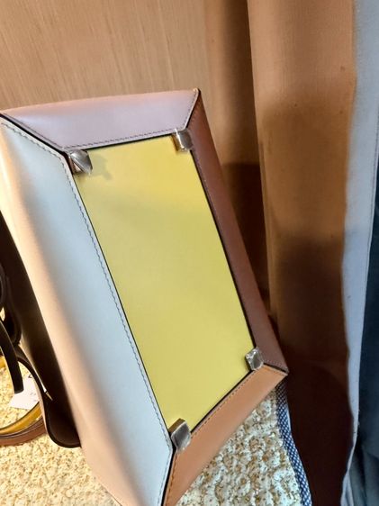 Boyy Devon21 Candy Limited รุ่นหายาก Kept Unused ของแท้มือสองสภาพใหม่ รูปที่ 3