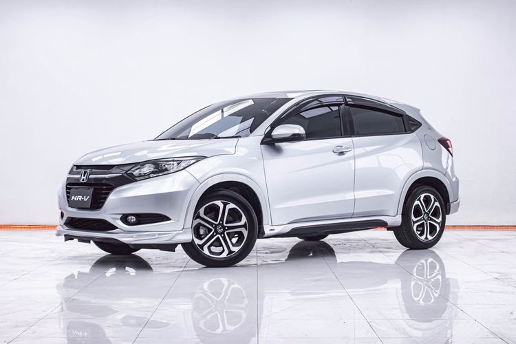 รถ Honda HR-V 1.8 EL สี เทา