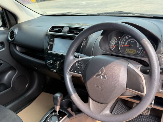 Mitsubishi Attrage 2018 1.2 GLX Sedan เบนซิน เกียร์อัตโนมัติ เทา รูปที่ 3