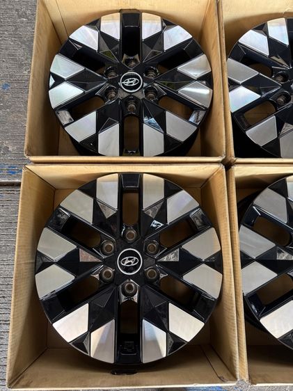 Hyundai Staria ขอบ 18 นิ้ว Top 🔥 รูปที่ 4