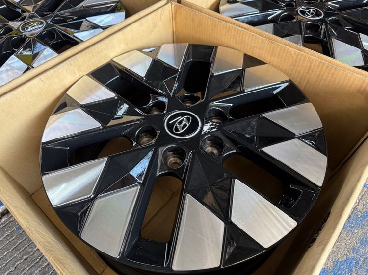 Hyundai Staria ขอบ 18 นิ้ว Top 🔥 รูปที่ 6