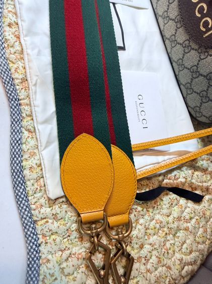 Gucci Supreme messenger Bag มือสองสภาพสวย ลิ้นตึงแข็ง Used Like New รูปที่ 8