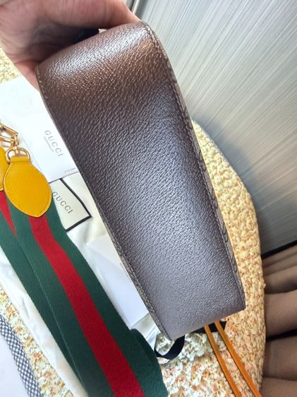 Gucci Supreme messenger Bag มือสองสภาพสวย ลิ้นตึงแข็ง Used Like New รูปที่ 5