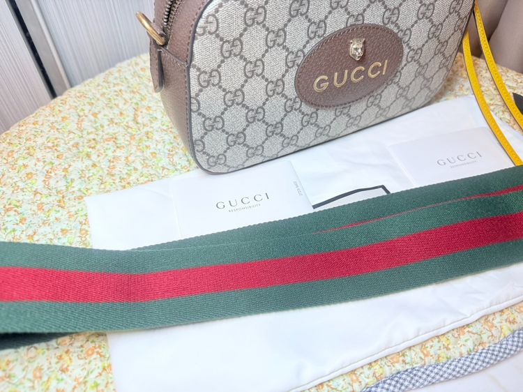 Gucci Supreme messenger Bag มือสองสภาพสวย ลิ้นตึงแข็ง Used Like New รูปที่ 9