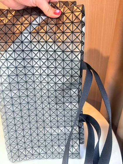 Bao Bao Issey Miyake Tote Bag สีดำ ของแท้มือสอง สภาพสวย  รูปที่ 5