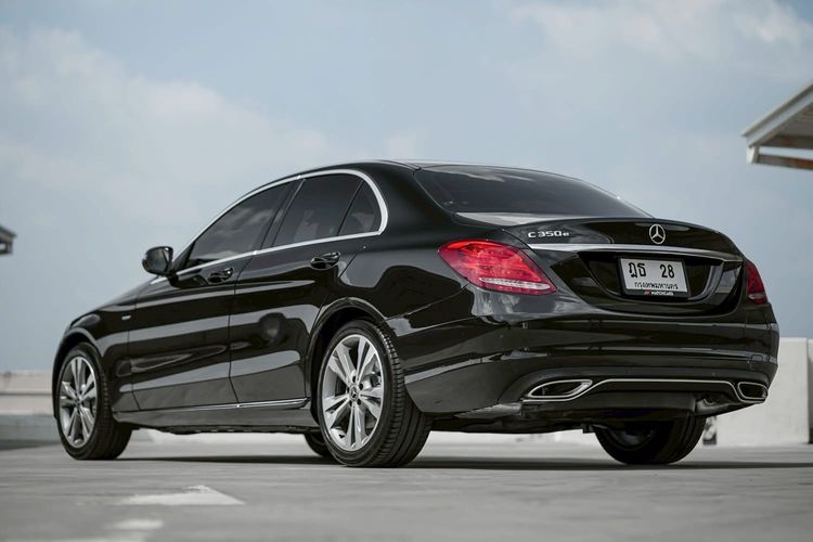 Mercedes-Benz C-Class 2017 C350 Sedan ปลั๊กอินไฮบริด (PHEV) ไม่ติดแก๊ส เกียร์อัตโนมัติ ดำ รูปที่ 4