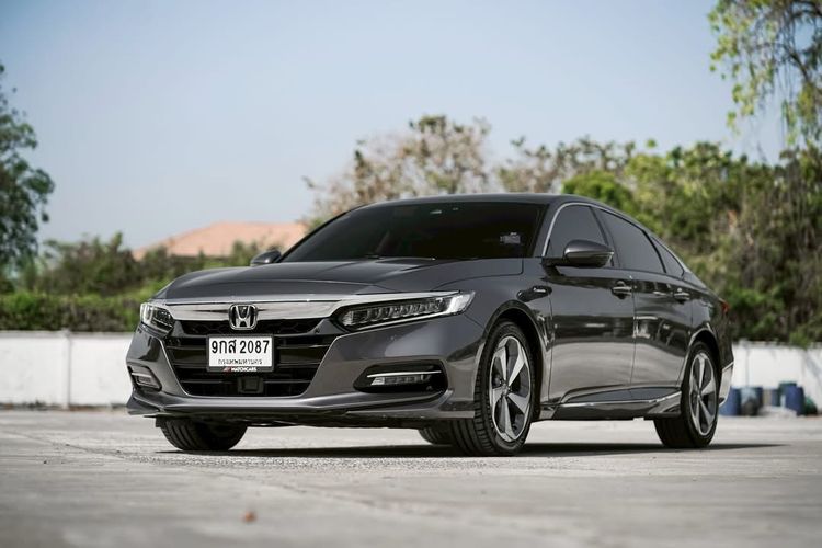 รถ Honda Accord 2.0 Hybrid Tech สี เทา