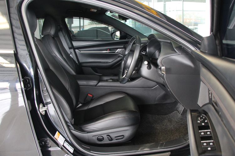 Mazda Mazda3 2020 2.0 S Sports Sedan เบนซิน ไม่ติดแก๊ส เกียร์อัตโนมัติ ดำ รูปที่ 3