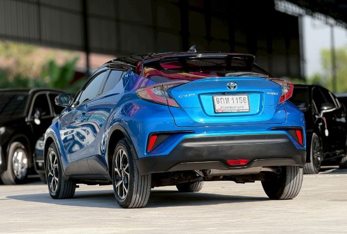 Toyota C-HR 2019 1.8 Hybrid Mid ไฮบริด เกียร์อัตโนมัติ น้ำเงิน รูปที่ 4