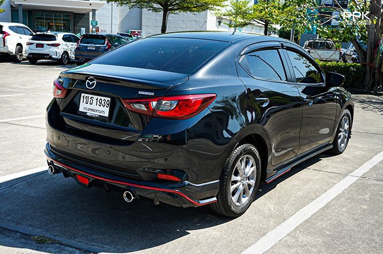 Mazda Mazda 2 2020 1.3 C Sedan เบนซิน ไม่ติดแก๊ส เกียร์อัตโนมัติ ดำ รูปที่ 4
