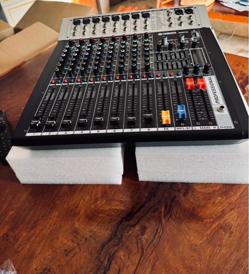 มิกเซอร์เสียงใส่ใหม่แกะกล่อง รูปที่ 4