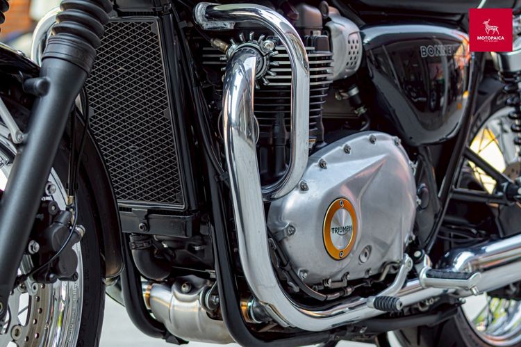 Triumph Bonneville T100 ปี2018 สีหายาก วิ่ง10,000km.  รูปที่ 9