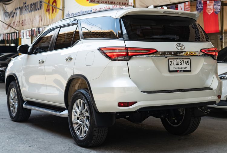 Toyota Fortuner 2020 2.4 G Utility-car ดีเซล ไม่ติดแก๊ส เกียร์อัตโนมัติ ขาว รูปที่ 3