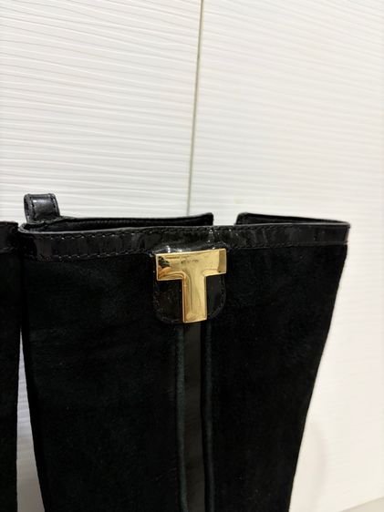 รองเท้าบู๊ทหนังแท้แบรนด์ Tory Burch แท้ ไซส์ 6 ความยาว 23 ซม. หนังแท้สวยมากๆแต่งโลหะแบรนด์สีทอง สภาพดีค่ะ รูปที่ 7