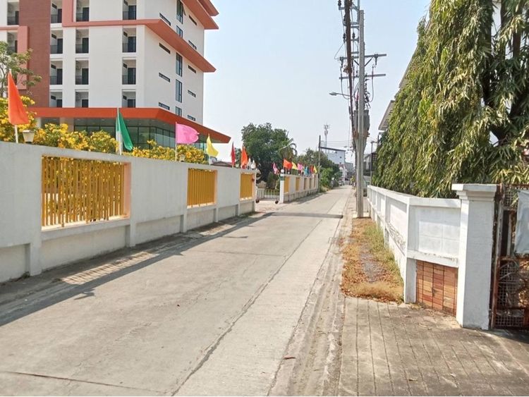 ขายที่ดินตรงข้าม สนง เขตหนองแขม