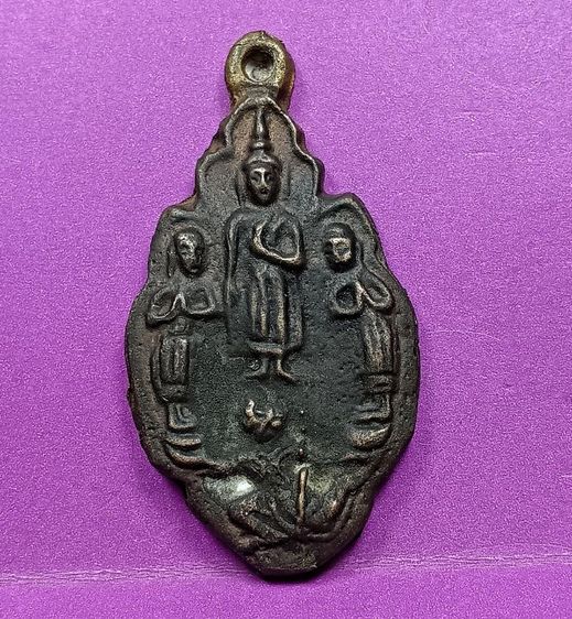 เหรียญหล่อโบราณอรุณเทพบุตรหลวงพ่อคงวัดบางกะพ้อม