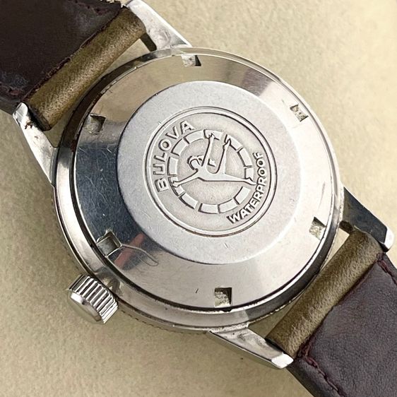 Rare Bulova Devil Diver 666 Feet Green Dial  Automatic Date Stainless Steel Swiss Circa 1960's รูปที่ 8