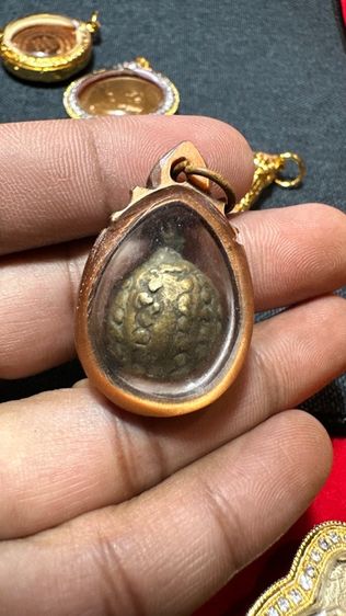 ปล่อยพระค่ะ