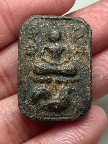 พระปางสมาธิพิมพ์ไก่